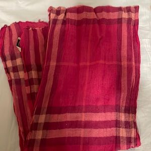 Burberry scarf 48in long and 10 in wide